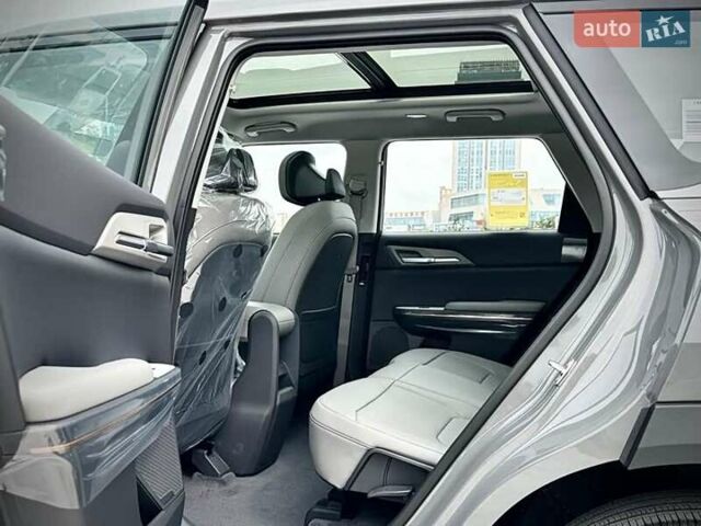 Киа EV5 2024 в Киеве на Automoto.ua Серый Киа EV5, объемом двигателя 0 л и пробегом 23 тыс. км за 22000 $, фото 9 на Automoto.ua