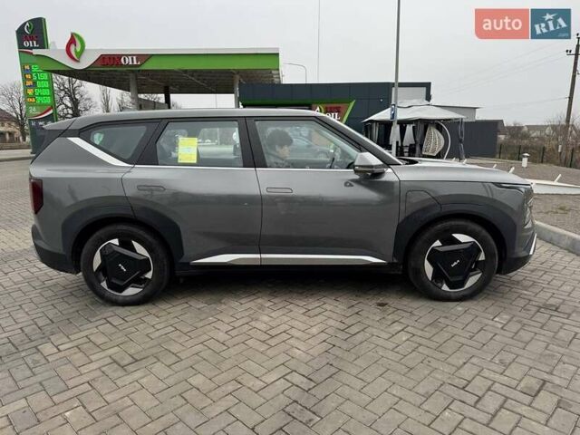 Сірий Кіа EV5, об'ємом двигуна 0 л та пробігом 1 тис. км за 32000 $, фото 3 на Automoto.ua