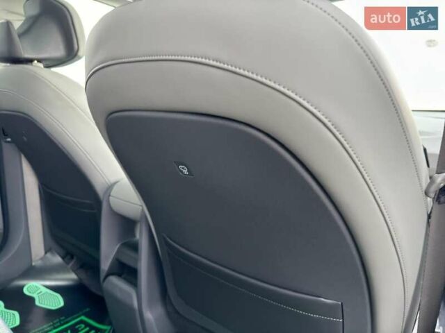 Киа EV5 2024 в Ивано-Франковске на Automoto.ua Серый Киа EV5, объемом двигателя 0 л и пробегом 10 тыс. км за 22900 $, фото 12 на Automoto.ua