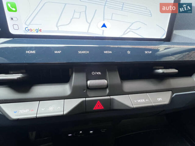 Серый Киа EV5, объемом двигателя 0 л и пробегом 32 тыс. км за 27500 $, фото 7 на Automoto.ua