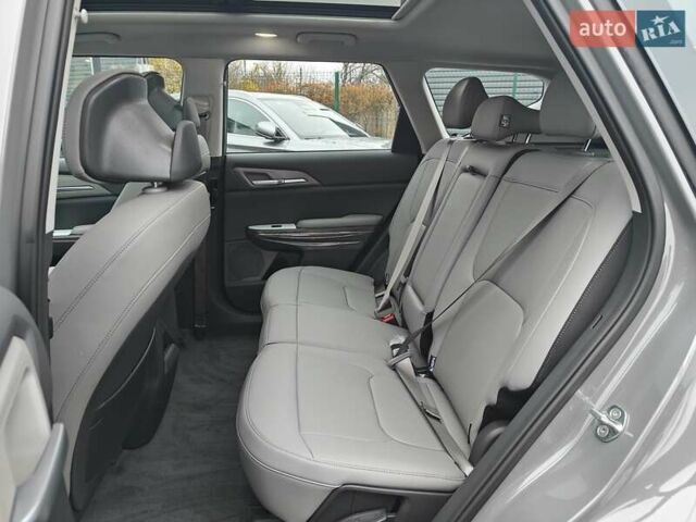 Серый Киа EV5, объемом двигателя 0 л и пробегом 1 тыс. км за 34500 $, фото 20 на Automoto.ua