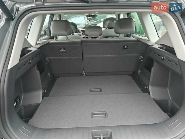 Серый Киа EV5, объемом двигателя 0 л и пробегом 1 тыс. км за 34500 $, фото 23 на Automoto.ua