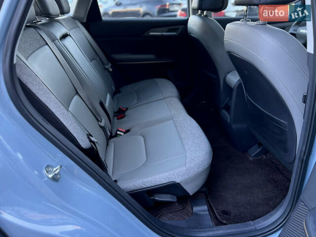 Синий Киа EV5, объемом двигателя 0 л и пробегом 19 тыс. км за 28500 $, фото 25 на Automoto.ua