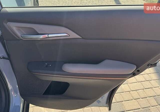 Синій Кіа EV5, об'ємом двигуна 0 л та пробігом 19 тис. км за 28100 $, фото 18 на Automoto.ua