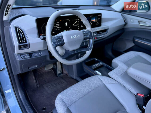 Синий Киа EV5, объемом двигателя 0 л и пробегом 19 тыс. км за 28500 $, фото 24 на Automoto.ua