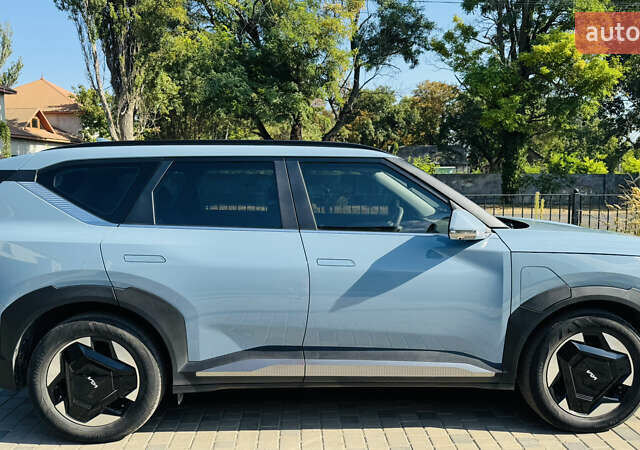 Синий Киа EV5, объемом двигателя 0 л и пробегом 19 тыс. км за 27500 $, фото 6 на Automoto.ua