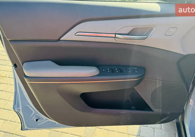 Синий Киа EV5, объемом двигателя 0 л и пробегом 19 тыс. км за 27500 $, фото 11 на Automoto.ua