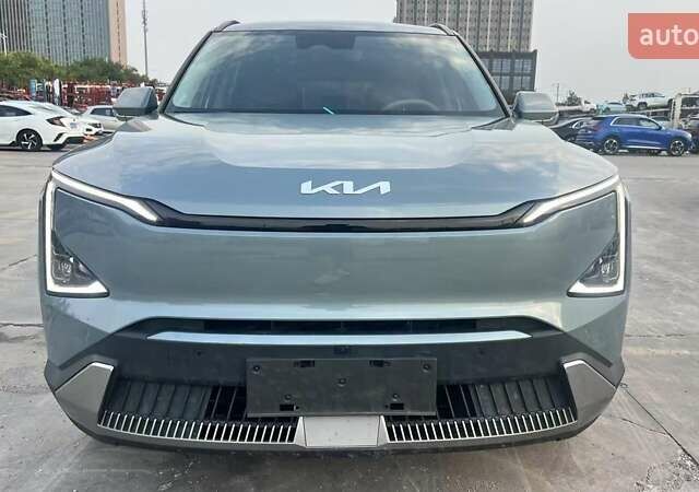 Зеленый Киа EV5, объемом двигателя 0 л и пробегом 17 тыс. км за 25500 $, фото 11 на Automoto.ua