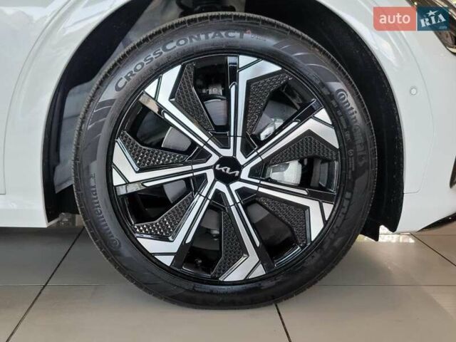 Белый Киа EV6, объемом двигателя 0 л и пробегом 2 тыс. км за 45500 $, фото 13 на Automoto.ua