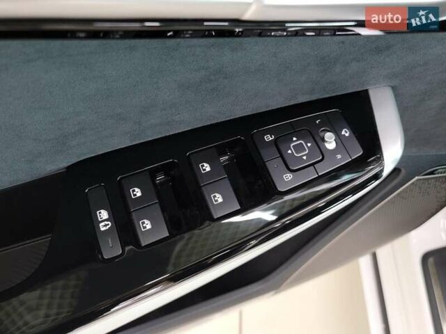 Белый Киа EV6, объемом двигателя 0 л и пробегом 2 тыс. км за 45500 $, фото 16 на Automoto.ua