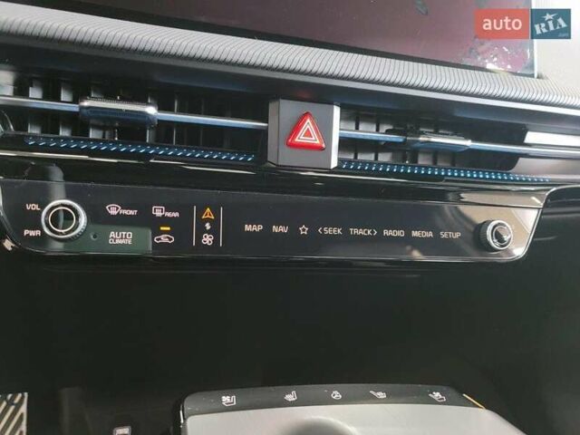 Белый Киа EV6, объемом двигателя 0 л и пробегом 2 тыс. км за 45500 $, фото 25 на Automoto.ua