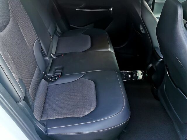 Білий Кіа EV6, об'ємом двигуна 0 л та пробігом 27 тис. км за 25000 $, фото 12 на Automoto.ua