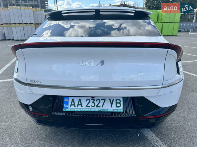 Белый Киа EV6, объемом двигателя 0 л и пробегом 59 тыс. км за 28000 $, фото 13 на Automoto.ua