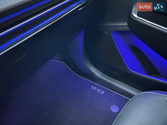 Белый Киа EV6, объемом двигателя 0 л и пробегом 55 тыс. км за 26900 $, фото 51 на Automoto.ua