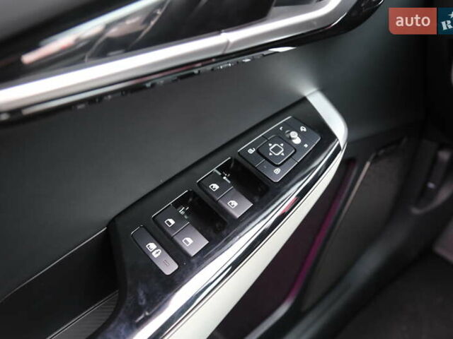 Белый Киа EV6, объемом двигателя 0 л и пробегом 29 тыс. км за 31900 $, фото 25 на Automoto.ua