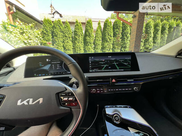 Белый Киа EV6, объемом двигателя 0 л и пробегом 56 тыс. км за 27000 $, фото 13 на Automoto.ua