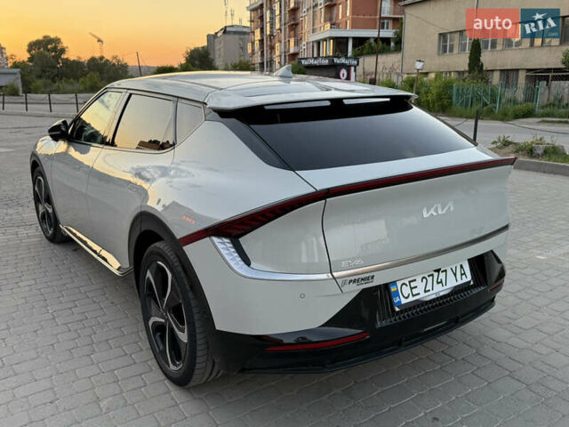 Белый Киа EV6, объемом двигателя 0 л и пробегом 56 тыс. км за 27000 $, фото 48 на Automoto.ua
