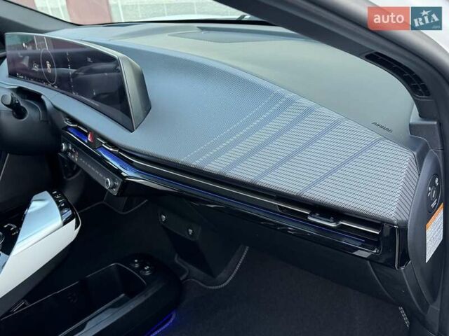 Белый Киа EV6, объемом двигателя 0 л и пробегом 160 тыс. км за 23900 $, фото 13 на Automoto.ua