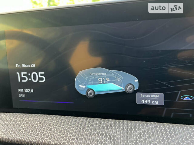 Белый Киа EV6, объемом двигателя 0 л и пробегом 56 тыс. км за 27000 $, фото 40 на Automoto.ua