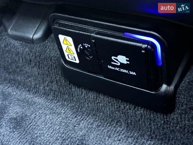 Белый Киа EV6, объемом двигателя 0 л и пробегом 160 тыс. км за 23900 $, фото 21 на Automoto.ua