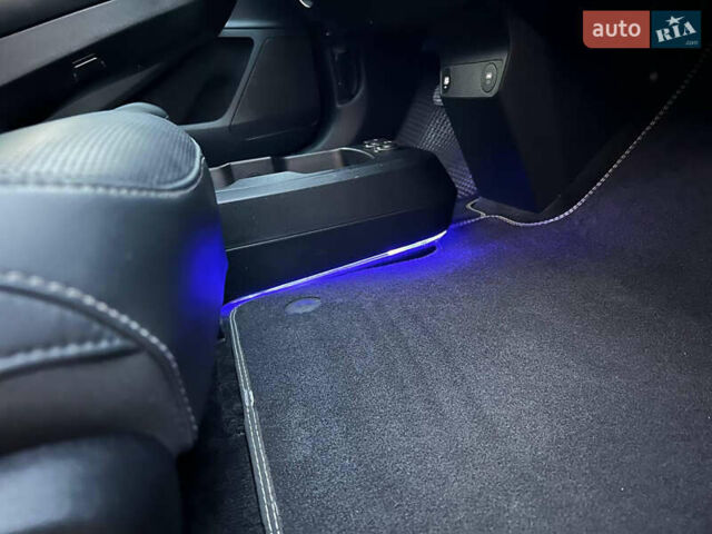 Белый Киа EV6, объемом двигателя 0 л и пробегом 55 тыс. км за 26900 $, фото 56 на Automoto.ua