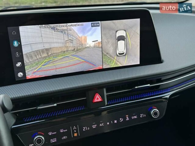 Белый Киа EV6, объемом двигателя 0 л и пробегом 160 тыс. км за 23900 $, фото 18 на Automoto.ua