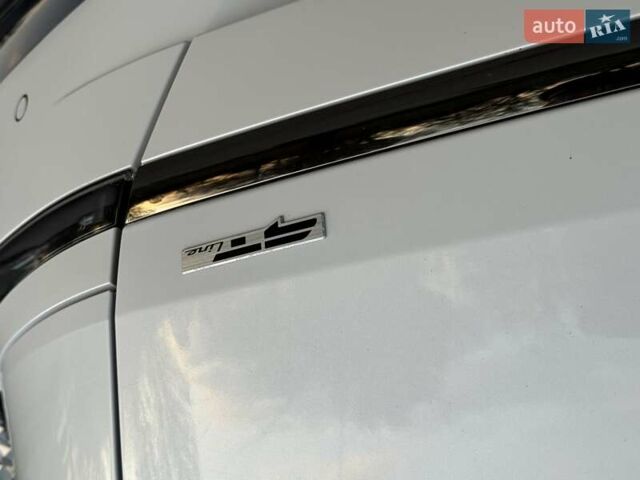 Белый Киа EV6, объемом двигателя 0 л и пробегом 160 тыс. км за 23900 $, фото 7 на Automoto.ua