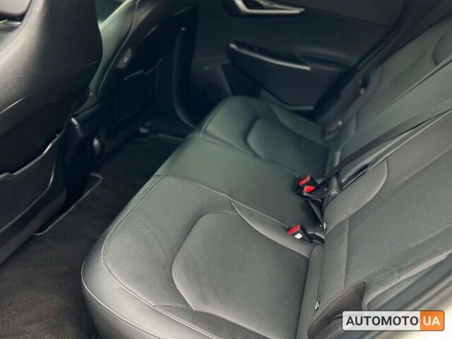 Белый Киа EV6, объемом двигателя 77 л и пробегом 20 тыс. км за 36650 $, фото 18 на Automoto.ua