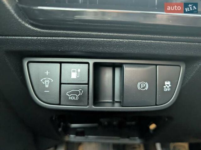 Білий Кіа EV6, об'ємом двигуна 0 л та пробігом 57 тис. км за 26000 $, фото 20 на Automoto.ua