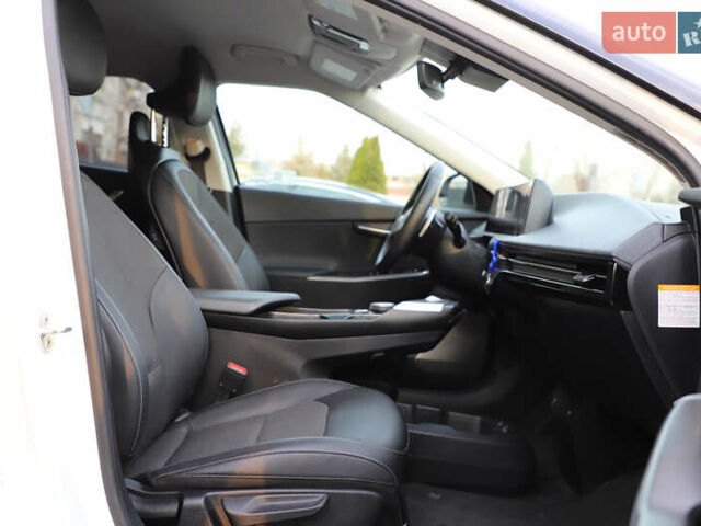 Белый Киа EV6, объемом двигателя 0 л и пробегом 82 тыс. км за 23900 $, фото 47 на Automoto.ua