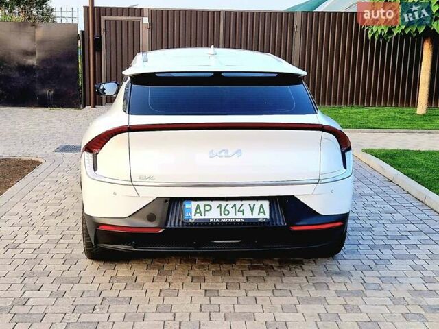 Белый Киа EV6, объемом двигателя 0 л и пробегом 33 тыс. км за 27700 $, фото 12 на Automoto.ua