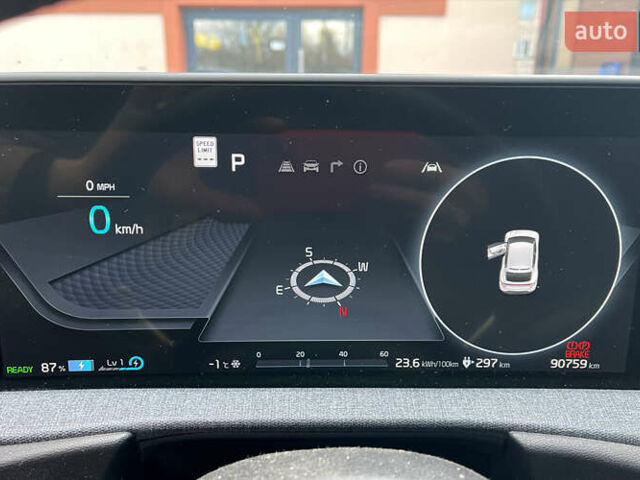 Белый Киа EV6, объемом двигателя 0 л и пробегом 90 тыс. км за 26200 $, фото 9 на Automoto.ua