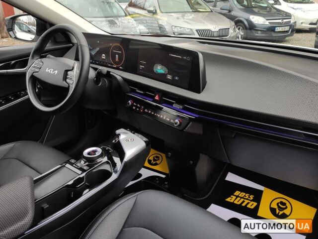 Белый Киа EV6, объемом двигателя 77 л и пробегом 20 тыс. км за 36650 $, фото 14 на Automoto.ua