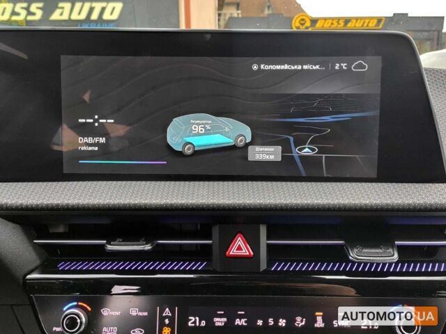Белый Киа EV6, объемом двигателя 77 л и пробегом 20 тыс. км за 36650 $, фото 16 на Automoto.ua