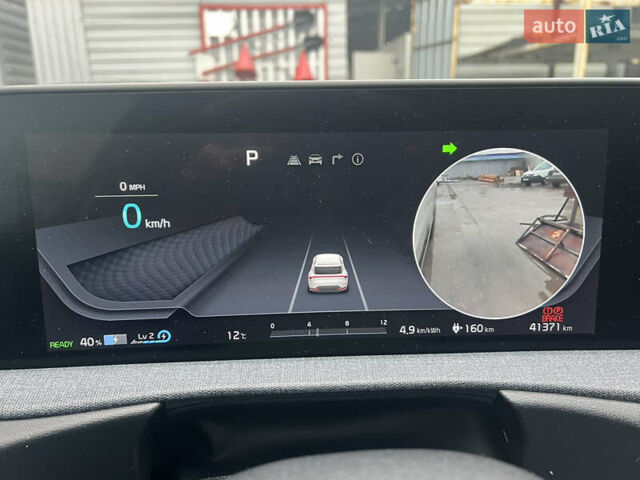 Білий Кіа EV6, об'ємом двигуна 0 л та пробігом 41 тис. км за 26400 $, фото 24 на Automoto.ua