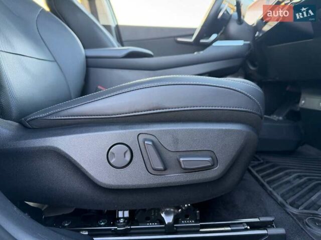 Білий Кіа EV6, об'ємом двигуна 0 л та пробігом 92 тис. км за 23900 $, фото 30 на Automoto.ua