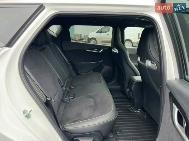 Білий Кіа EV6, об'ємом двигуна 0 л та пробігом 27 тис. км за 29490 $, фото 47 на Automoto.ua