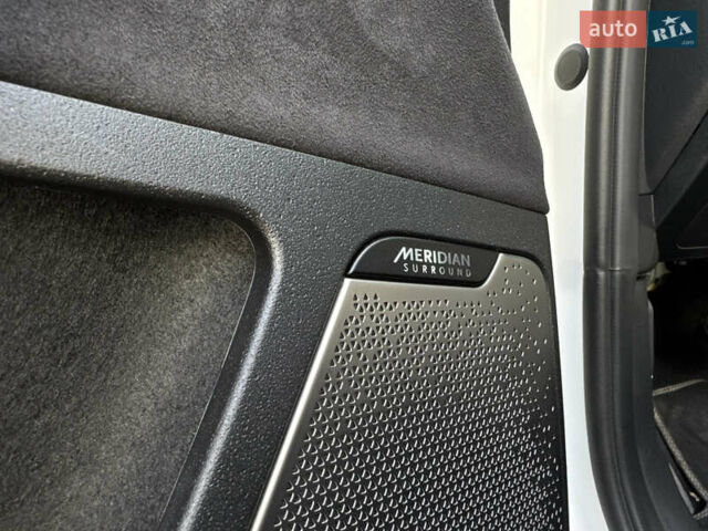 Белый Киа EV6, объемом двигателя 0 л и пробегом 8 тыс. км за 44500 $, фото 53 на Automoto.ua