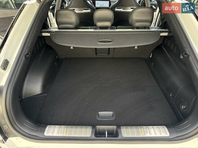 Белый Киа EV6, объемом двигателя 0 л и пробегом 8 тыс. км за 44500 $, фото 37 на Automoto.ua