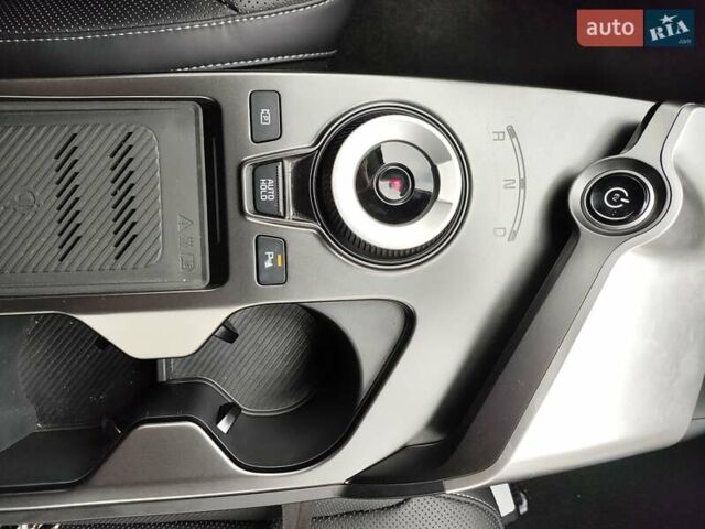 Белый Киа EV6, объемом двигателя 0 л и пробегом 3 тыс. км за 28200 $, фото 24 на Automoto.ua