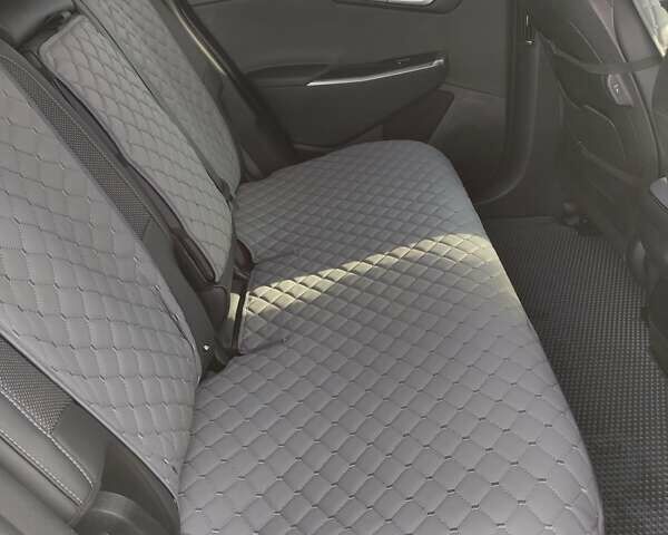Белый Киа EV6, объемом двигателя 0 л и пробегом 17 тыс. км за 30200 $, фото 15 на Automoto.ua