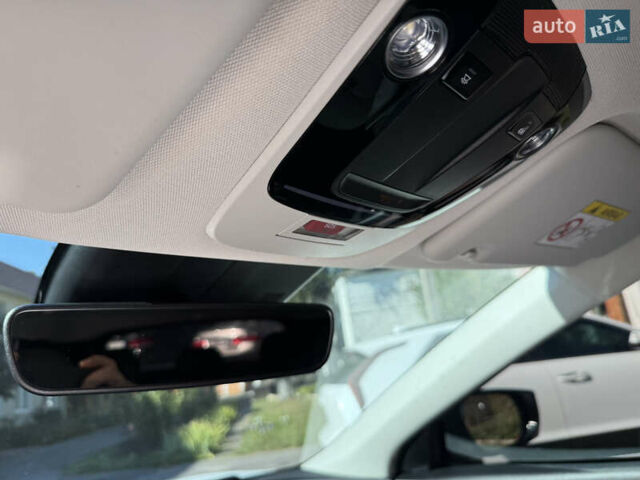 Белый Киа EV6, объемом двигателя 0 л и пробегом 86 тыс. км за 25500 $, фото 39 на Automoto.ua