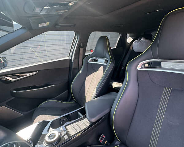 Белый Киа EV6, объемом двигателя 0 л и пробегом 25 тыс. км за 36900 $, фото 22 на Automoto.ua