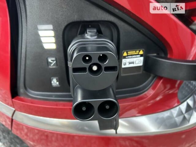 Белый Киа EV6, объемом двигателя 0 л и пробегом 7 тыс. км за 29999 $, фото 3 на Automoto.ua