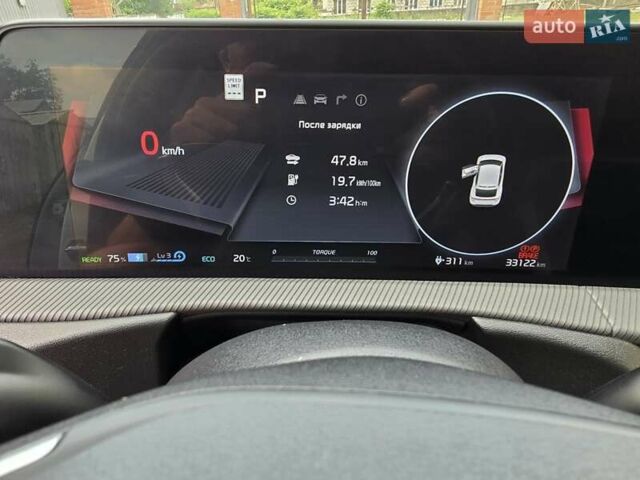 Белый Киа EV6, объемом двигателя 0 л и пробегом 34 тыс. км за 29500 $, фото 12 на Automoto.ua