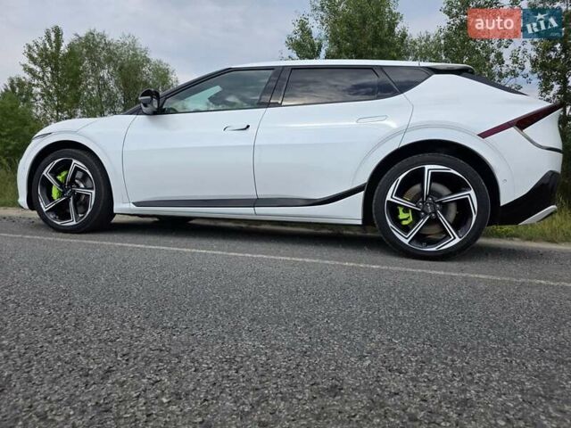 Белый Киа EV6, объемом двигателя 0 л и пробегом 23 тыс. км за 31900 $, фото 14 на Automoto.ua