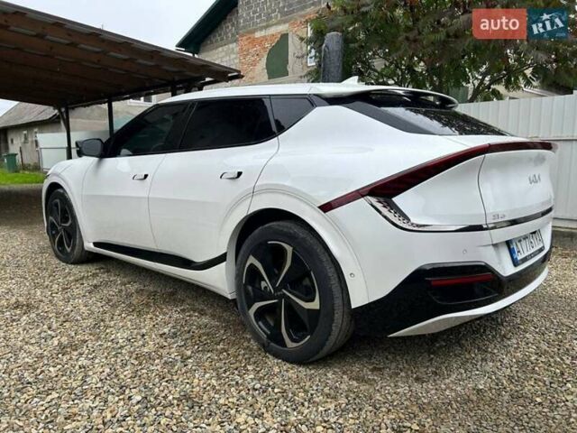 Білий Кіа EV6, об'ємом двигуна 0 л та пробігом 24 тис. км за 31500 $, фото 2 на Automoto.ua