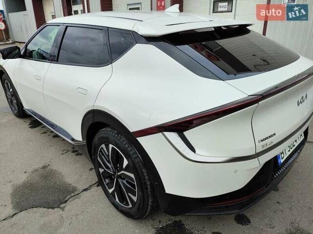 Белый Киа EV6, объемом двигателя 0 л и пробегом 3 тыс. км за 28200 $, фото 5 на Automoto.ua