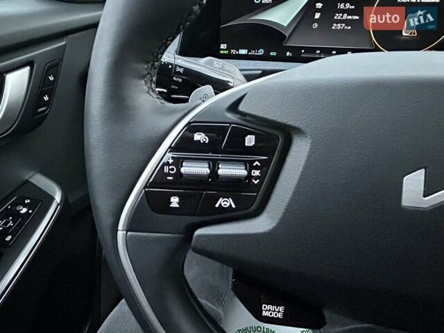 Белый Киа EV6, объемом двигателя 0 л и пробегом 7 тыс. км за 29999 $, фото 1 на Automoto.ua