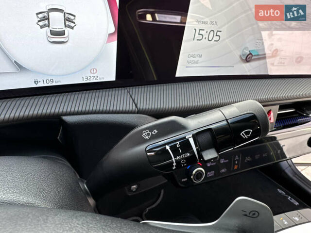 Белый Киа EV6, объемом двигателя 0 л и пробегом 8 тыс. км за 44500 $, фото 75 на Automoto.ua